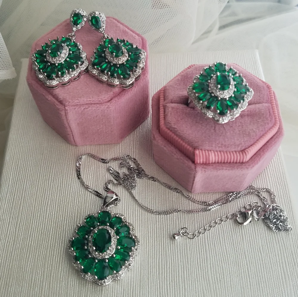 Swarovski Elements Emerald Green 925 Sterling Silver Statement Ring NEW - Picture 7 of 14